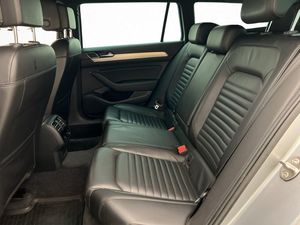 Volkswagen Passat bild 26