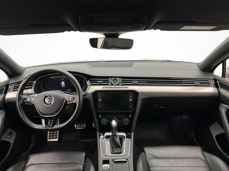 Volkswagen Passat bild 18