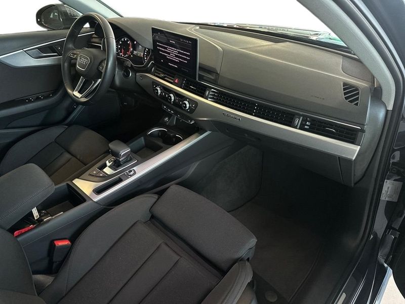 Audi A4 bild 12