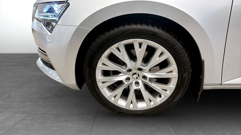 Skoda Superb bild 6