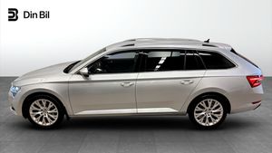 Skoda Superb bild 2