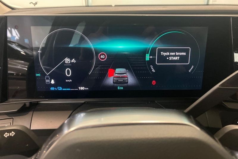 Renault Megane E-Tech bild 17