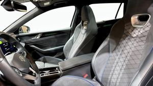 Volkswagen Passat bild 8