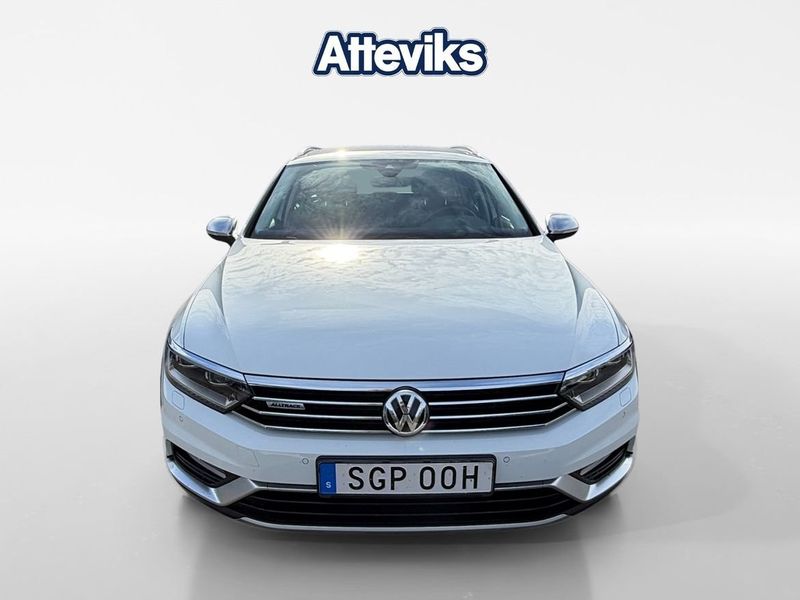 Volkswagen Passat bild 8