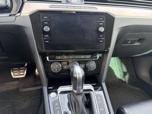 Volkswagen Passat bild 11