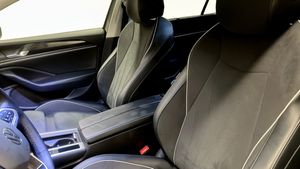 Volkswagen Passat bild 8