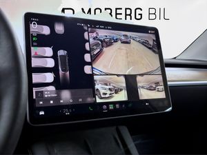 Tesla Model Y bild 17