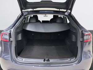 Tesla Model Y bild 14