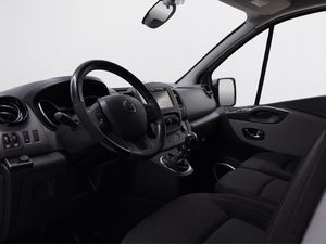 Nissan NV300 bild 8