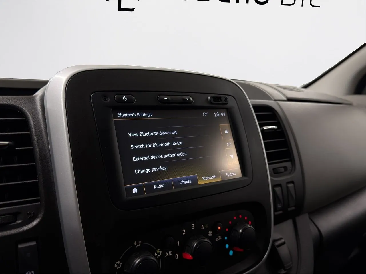 Nissan NV300 bild 16