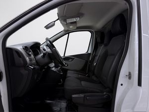 Nissan NV300 bild 7