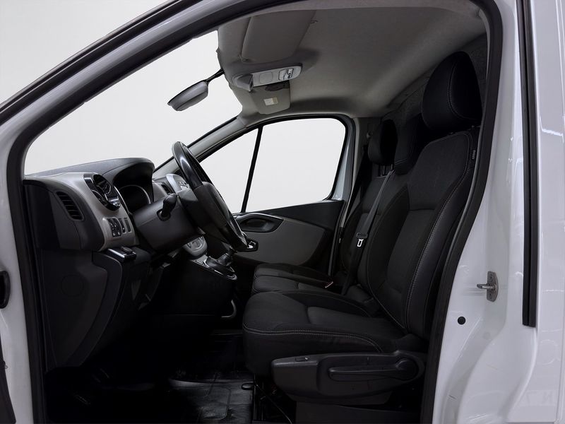 Nissan NV300 bild 7