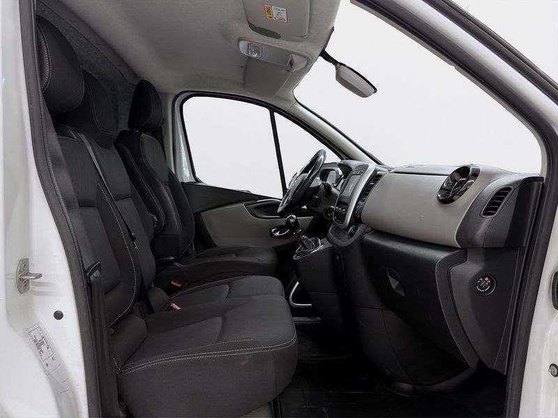 Nissan NV300 bild 14