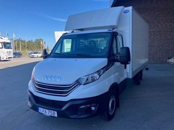 Iveco Daily Skåp & lyft 35S14A8 - 2024