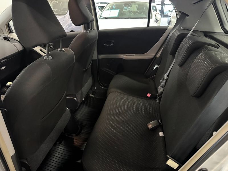 Toyota Yaris bild 17