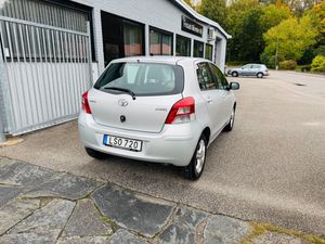 Toyota Yaris bild 3