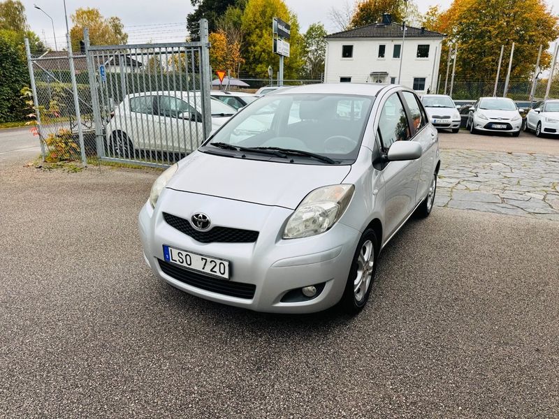 Toyota Yaris bild 2