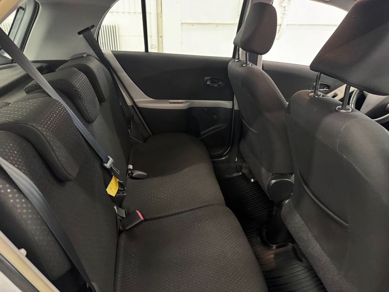 Toyota Yaris bild 16
