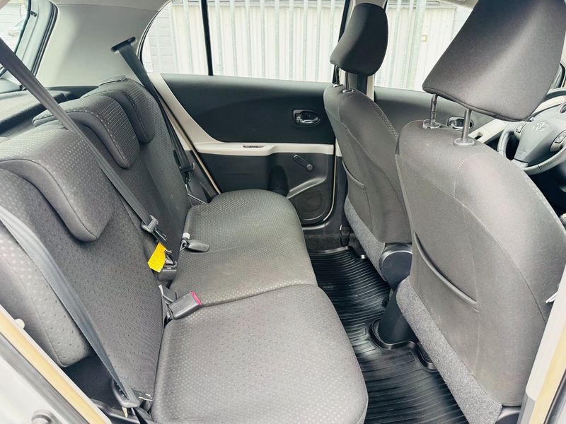 Toyota Yaris bild 6