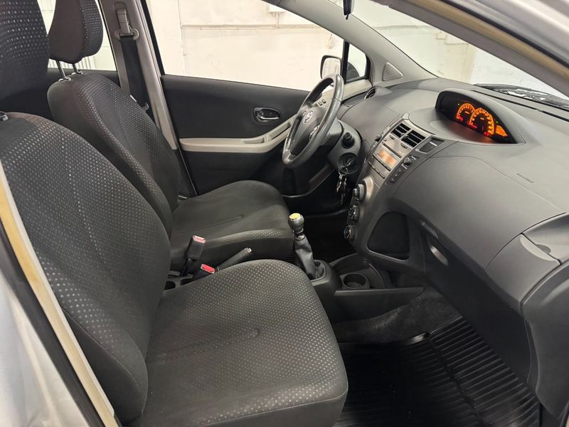 Toyota Yaris bild 15