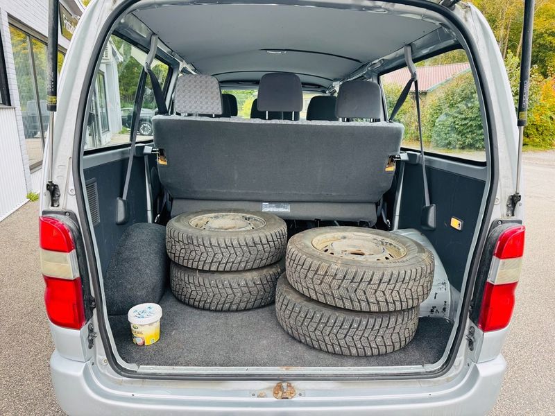 Toyota Hiace bild 8