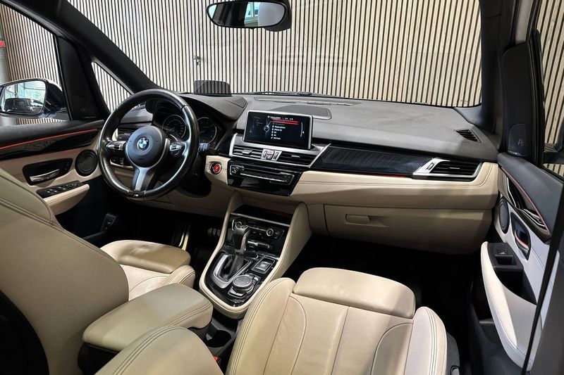 BMW 220 bild 6