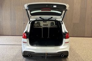 BMW 220 bild 8
