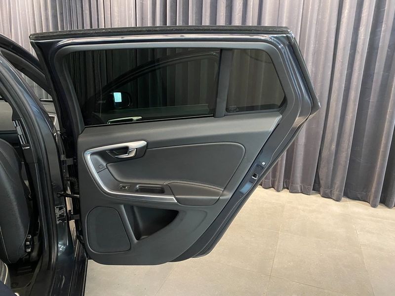 Volvo V60 bild 33