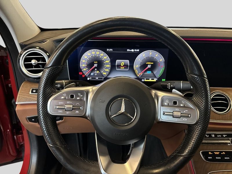 Mercedes E300 bild 4