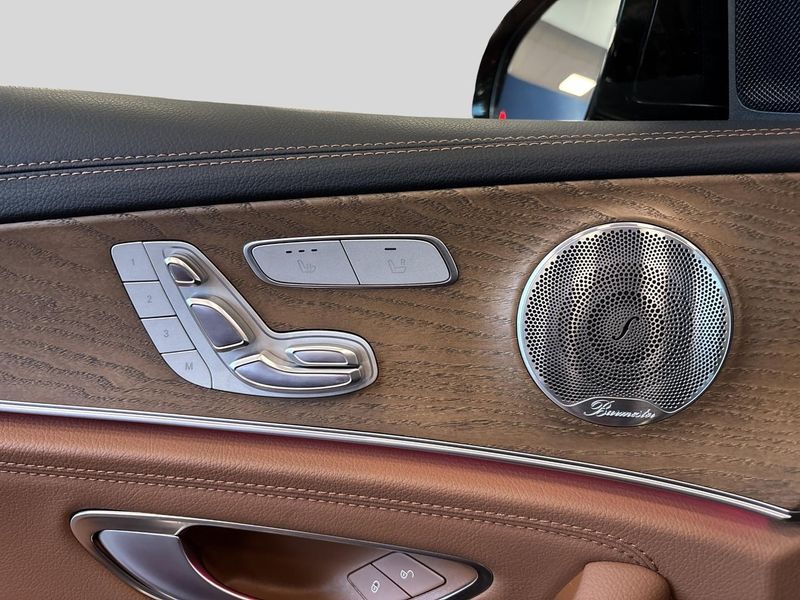 Mercedes E300 bild 12