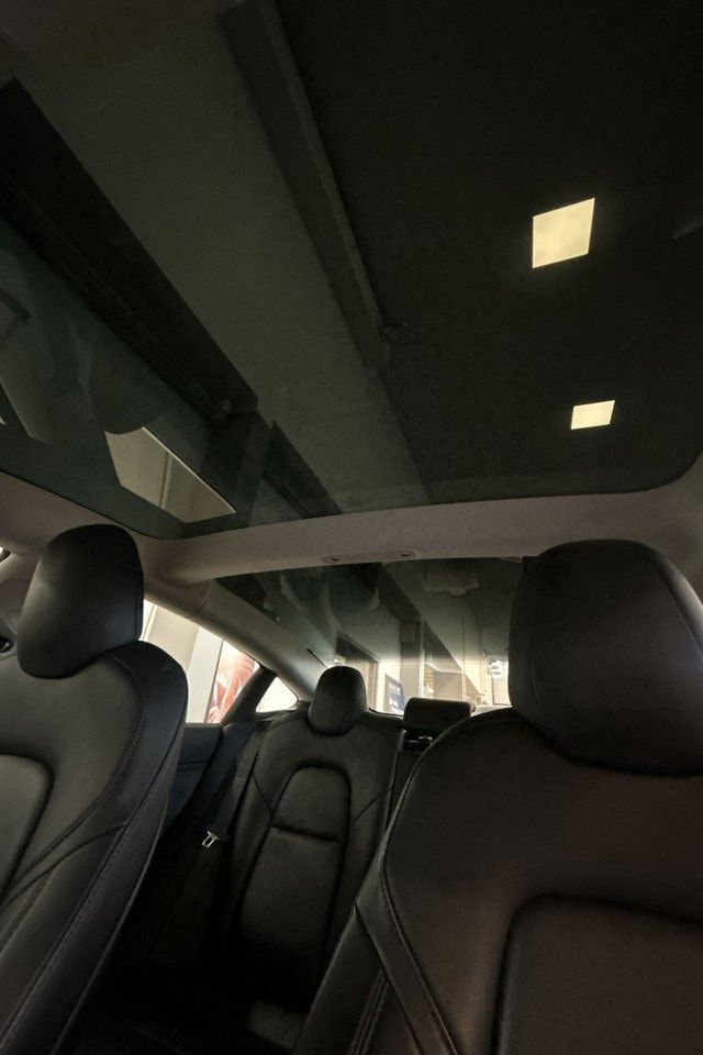 Tesla Model 3 bild 17