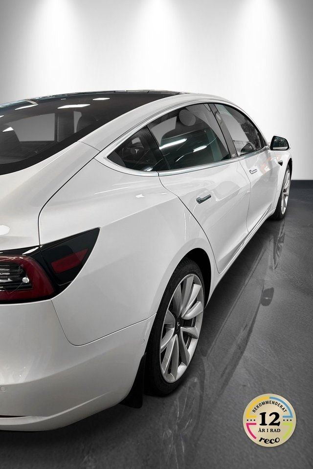 Tesla Model 3 bild 6