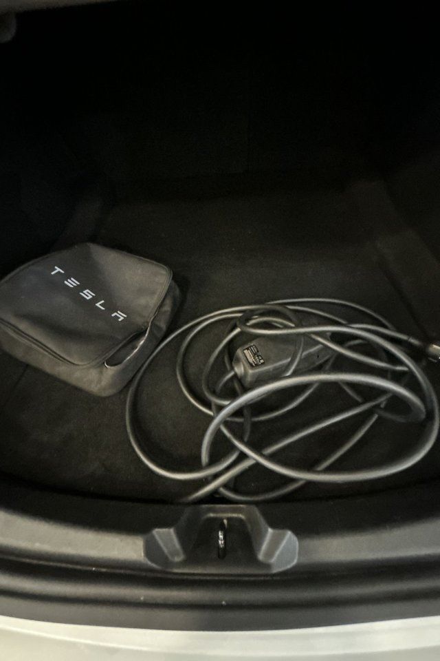 Tesla Model 3 bild 19