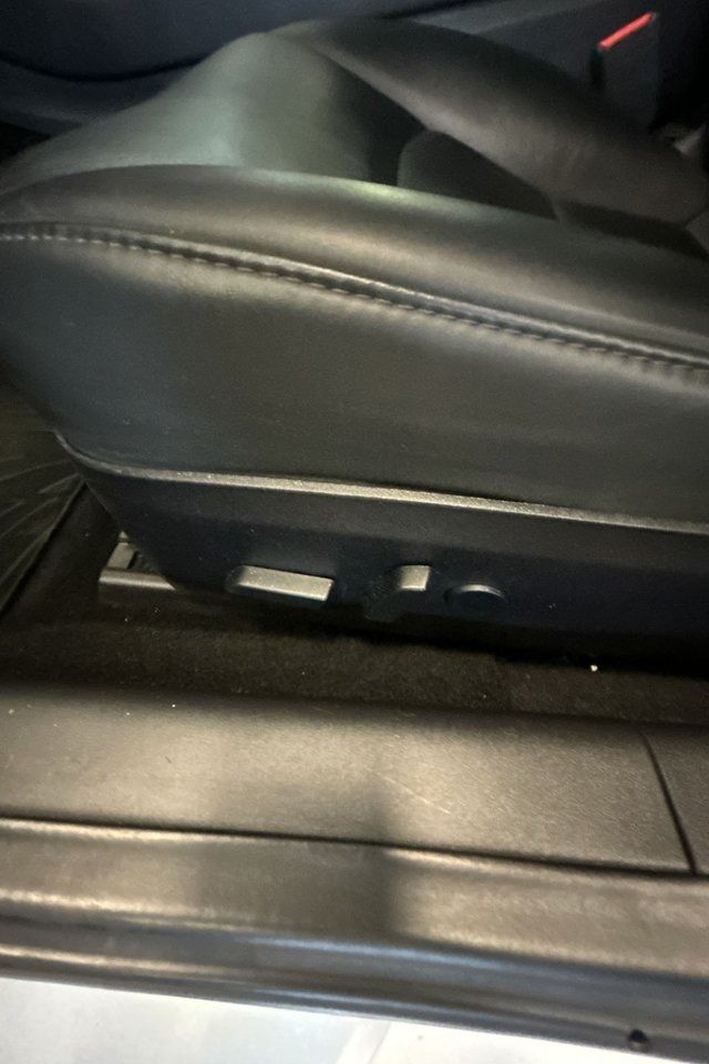 Tesla Model 3 bild 23