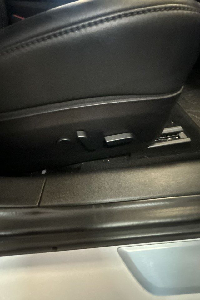 Tesla Model 3 bild 25