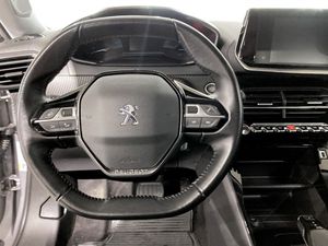 Peugeot e-2008 bild 6