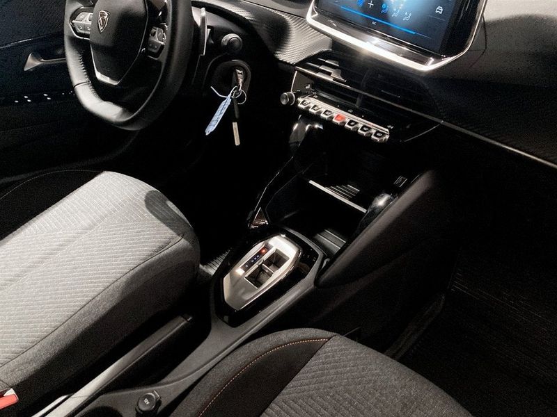 Peugeot 208 bild 9