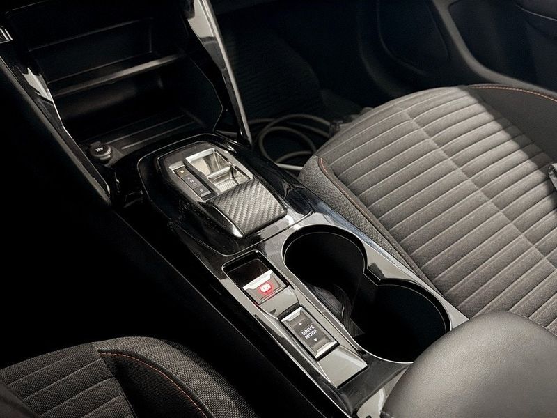 Peugeot e-208 bild 10