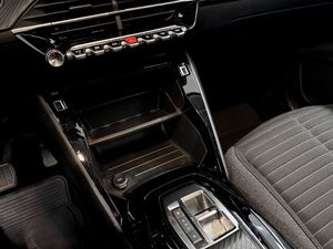 Peugeot e-208 bild 11