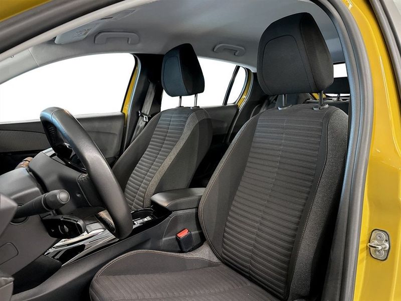 Peugeot e-208 bild 5
