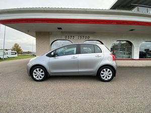 Toyota Yaris bild 2