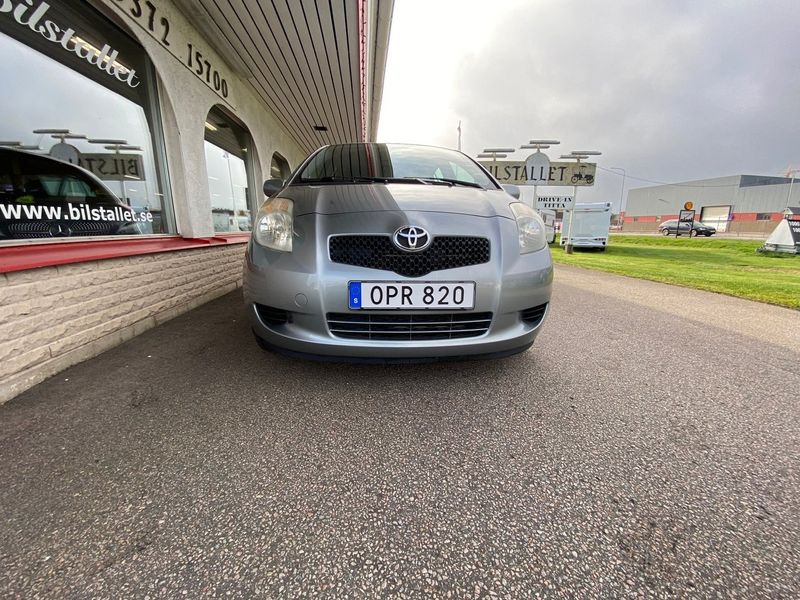 Toyota Yaris bild 8