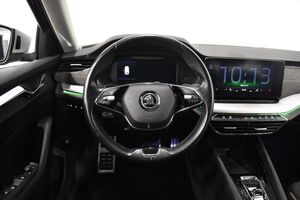 Skoda Octavia bild 2