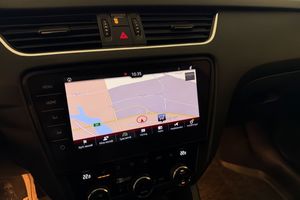 Skoda Octavia bild 8