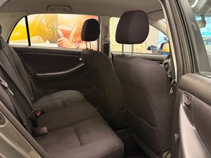 Toyota Corolla bild 10