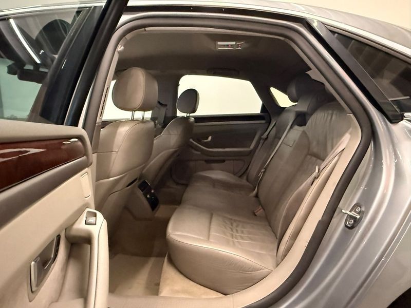 Audi A8 bild 18