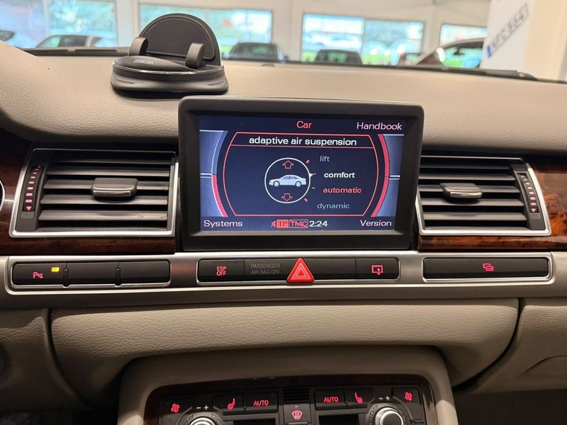 Audi A8 bild 8