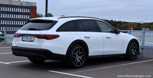 Mercedes E300 bild 3
