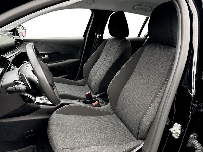 Peugeot 208 bild 4