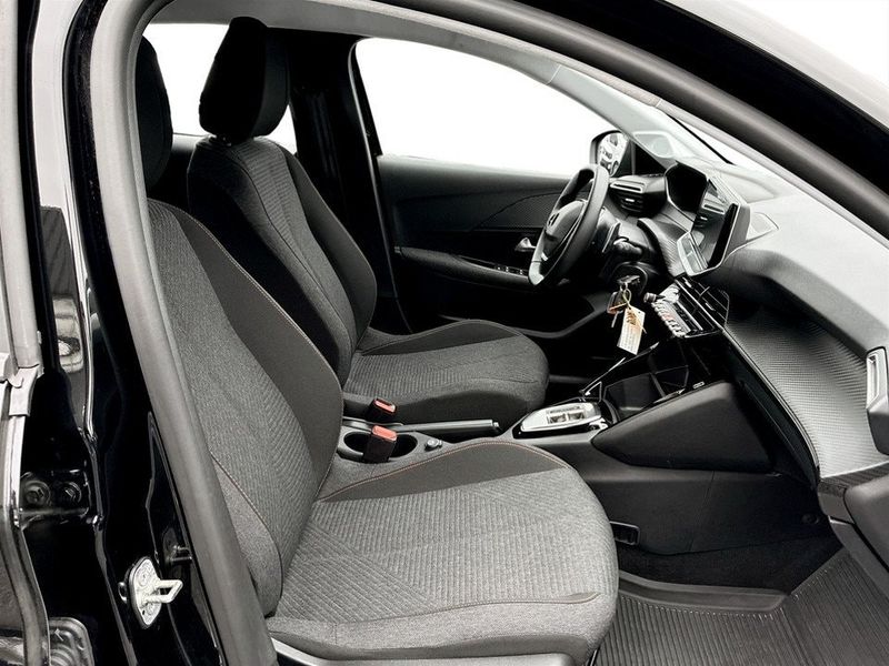 Peugeot 208 bild 11